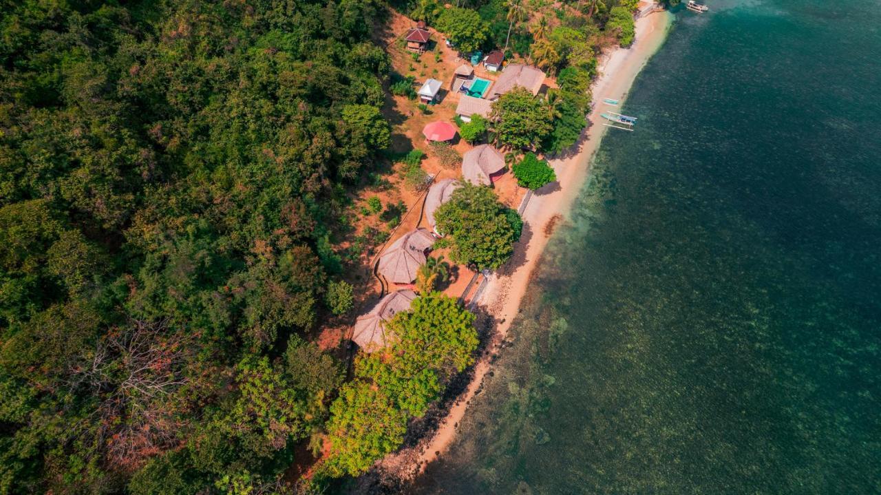 Khabita Beach Resort Lembar  外观 照片