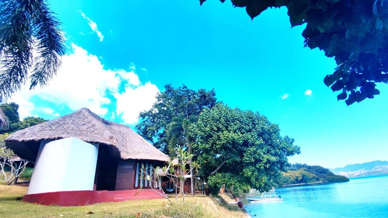 Khabita Beach Resort Lembar  外观 照片