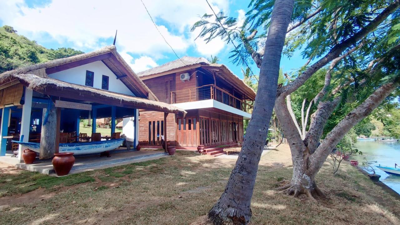 Khabita Beach Resort Lembar  外观 照片