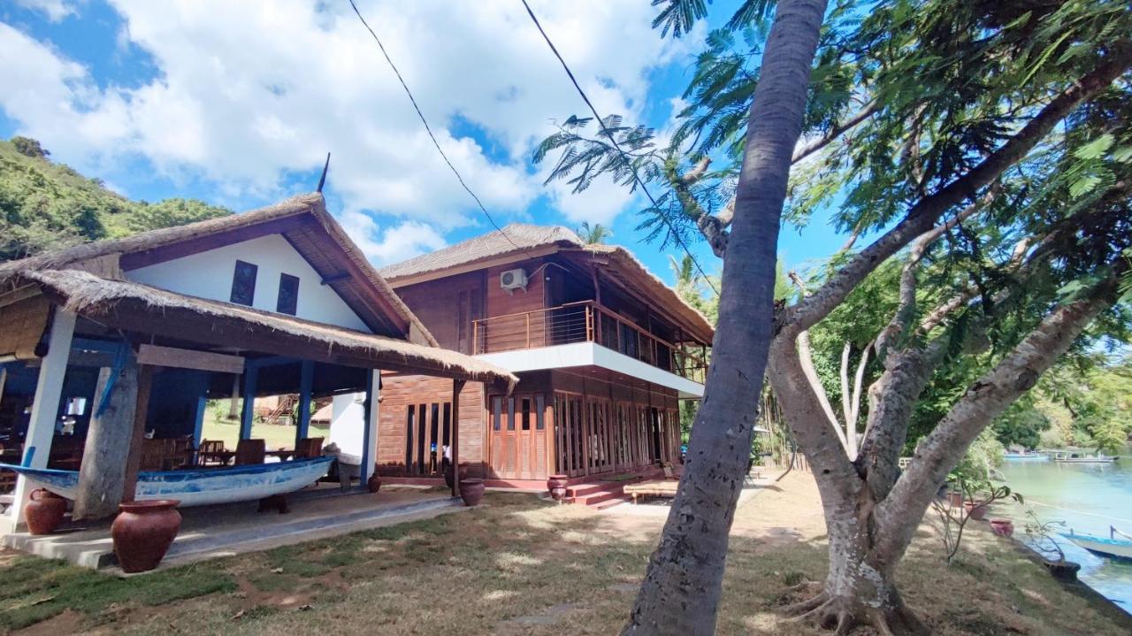 Khabita Beach Resort Lembar  外观 照片