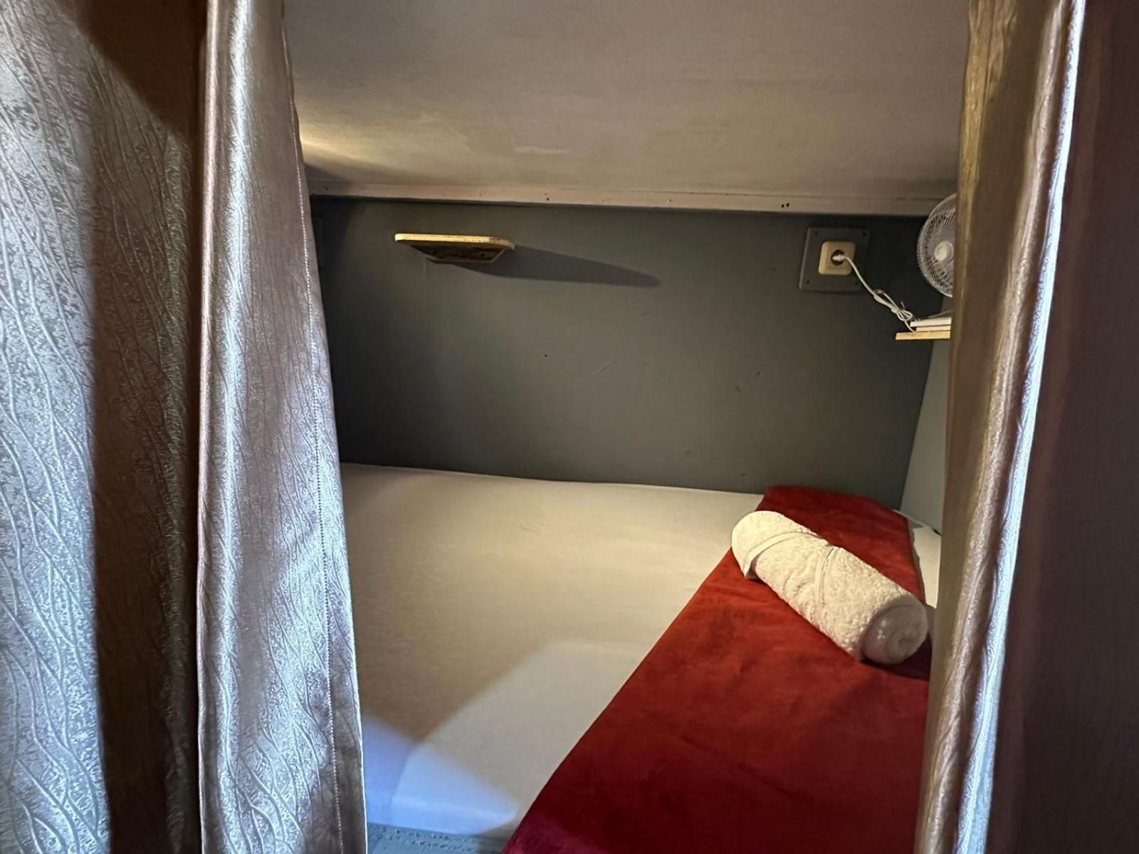 Khabita Beach Resort Lembar  外观 照片
